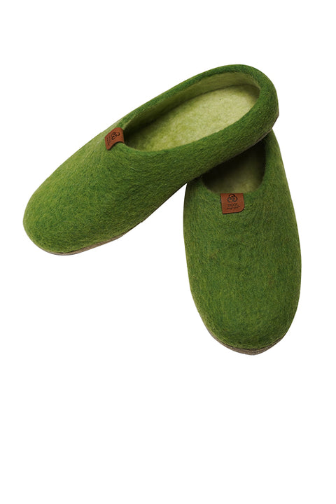 Everest Slippers - Pear Green
